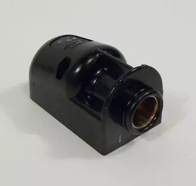 Pistorasia 12V, 12mm 6-24V/16A Pinta-asennettava - Sähkörasiat ja pistokkeet - 1000501-2 - 1